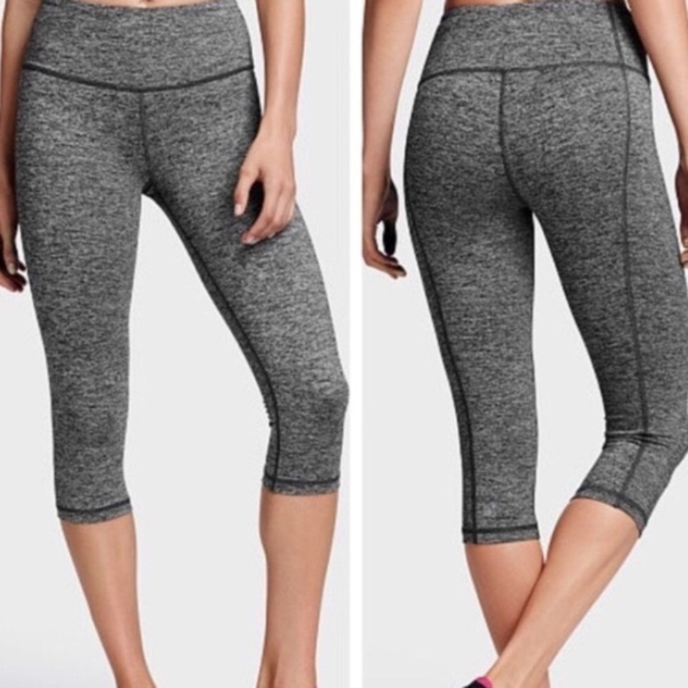 Victoria's Secret VSX Sport Knockout Capri Leggings